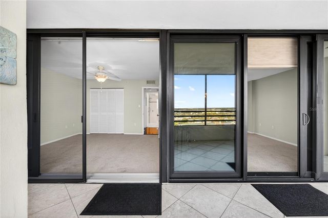 770 S PALM AVENUE PH2, Sarasota, FL 34236