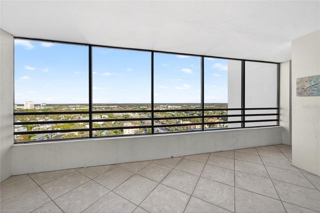 770 S PALM AVENUE PH2, Sarasota, FL 34236
