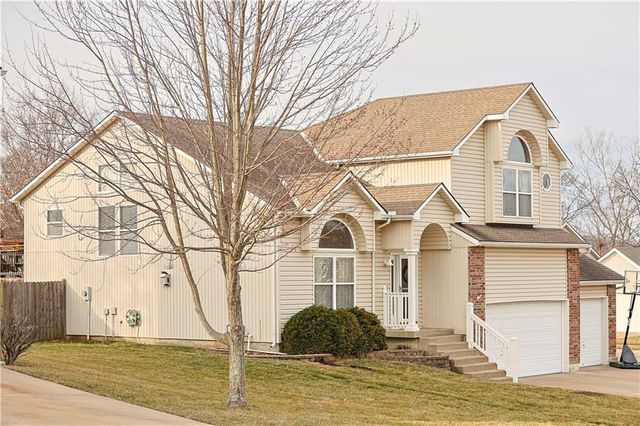 18801 E 24TH Terrace, Independence, MO 64057