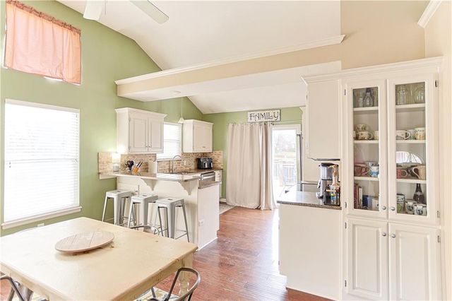 18801 E 24TH Terrace, Independence, MO 64057