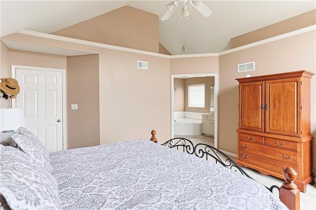 18801 E 24TH Terrace, Independence, MO 64057