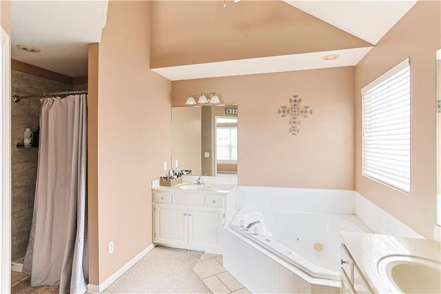 18801 E 24TH Terrace, Independence, MO 64057