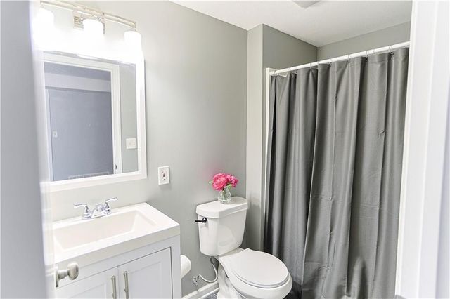 18801 E 24TH Terrace, Independence, MO 64057