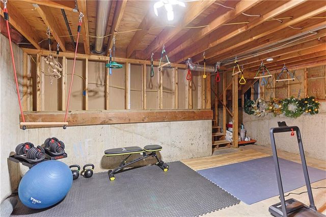 18801 E 24TH Terrace, Independence, MO 64057