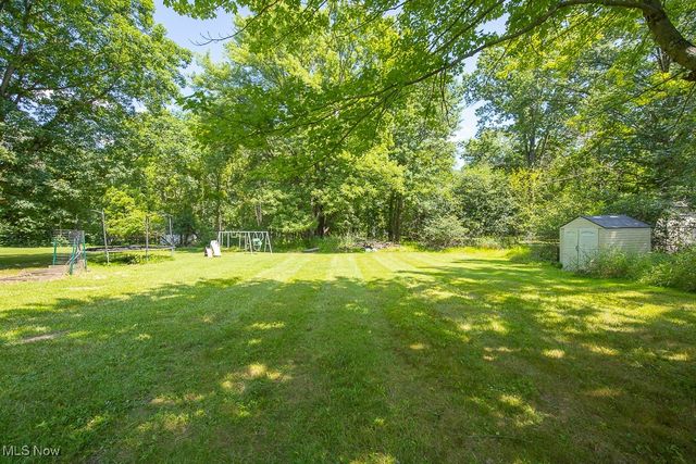 7547 N Linden Lane, Parma Heights, OH 44130