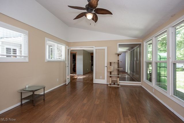 7547 N Linden Lane, Parma Heights, OH 44130