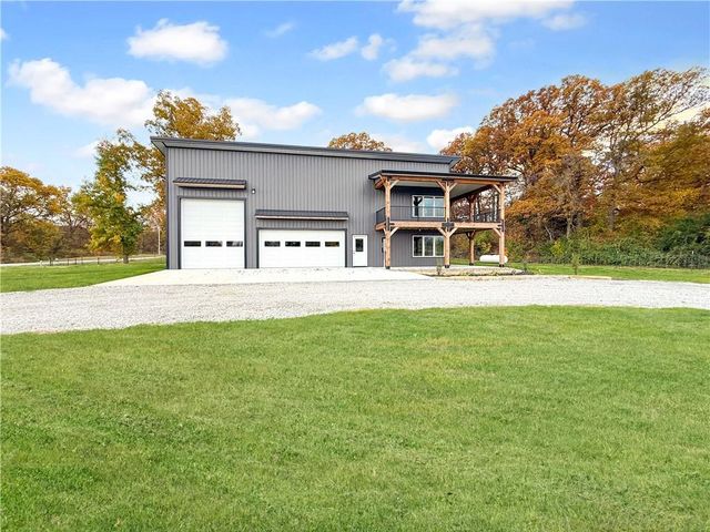 21232 Mount Moriah Road, Higginsville, MO 64037