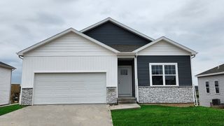 1305 NE Deerfield Drive, Ankeny, IA 50021