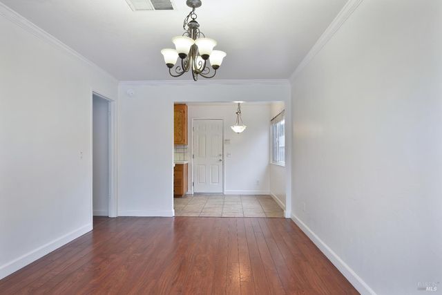 393 Manzanita Ave, Fairfield, CA 94533