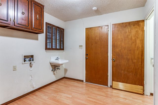 103 McCullar Road, Burleson, TX 76028