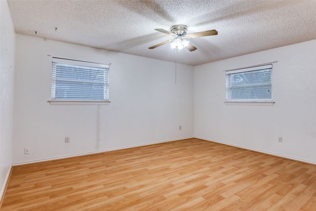 103 McCullar Road, Burleson, TX 76028