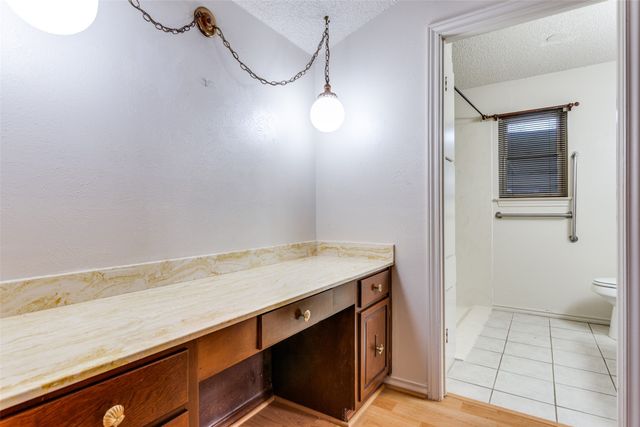 103 McCullar Road, Burleson, TX 76028