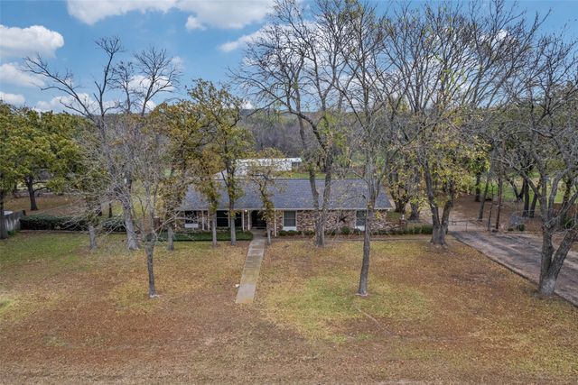 103 McCullar Road, Burleson, TX 76028