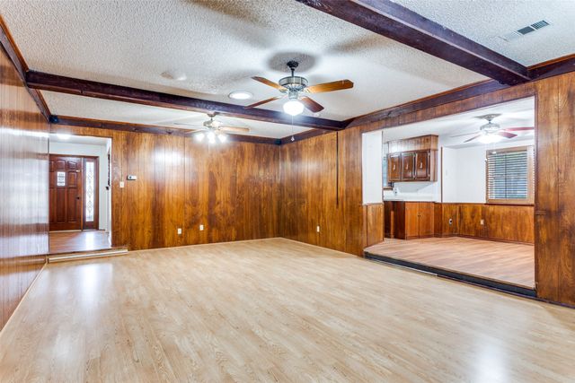 103 McCullar Road, Burleson, TX 76028