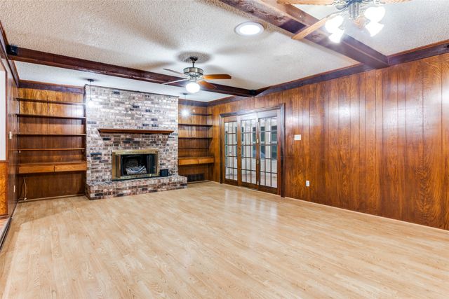 103 McCullar Road, Burleson, TX 76028