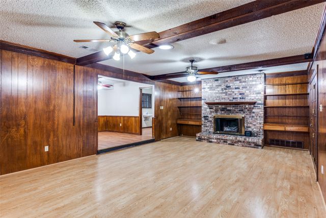 103 McCullar Road, Burleson, TX 76028