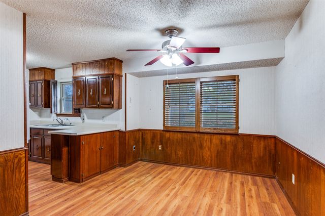 103 McCullar Road, Burleson, TX 76028