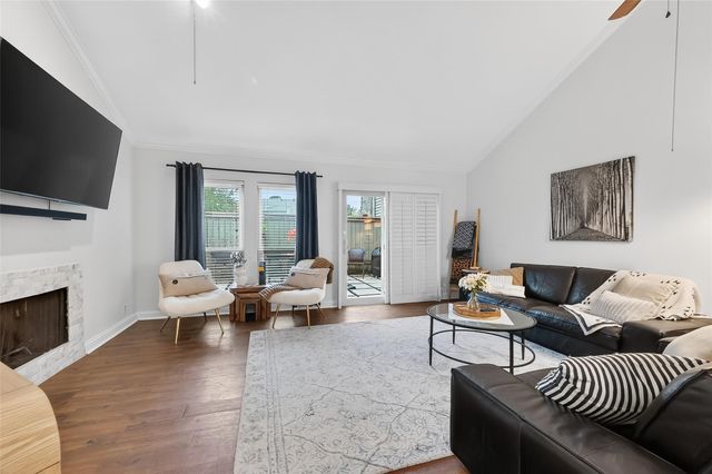 1353 Chardonnay Drive, Houston, TX 77077