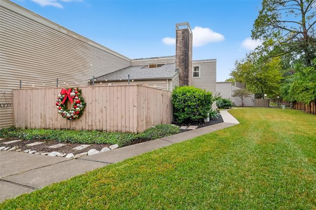 1353 Chardonnay Drive, Houston, TX 77077