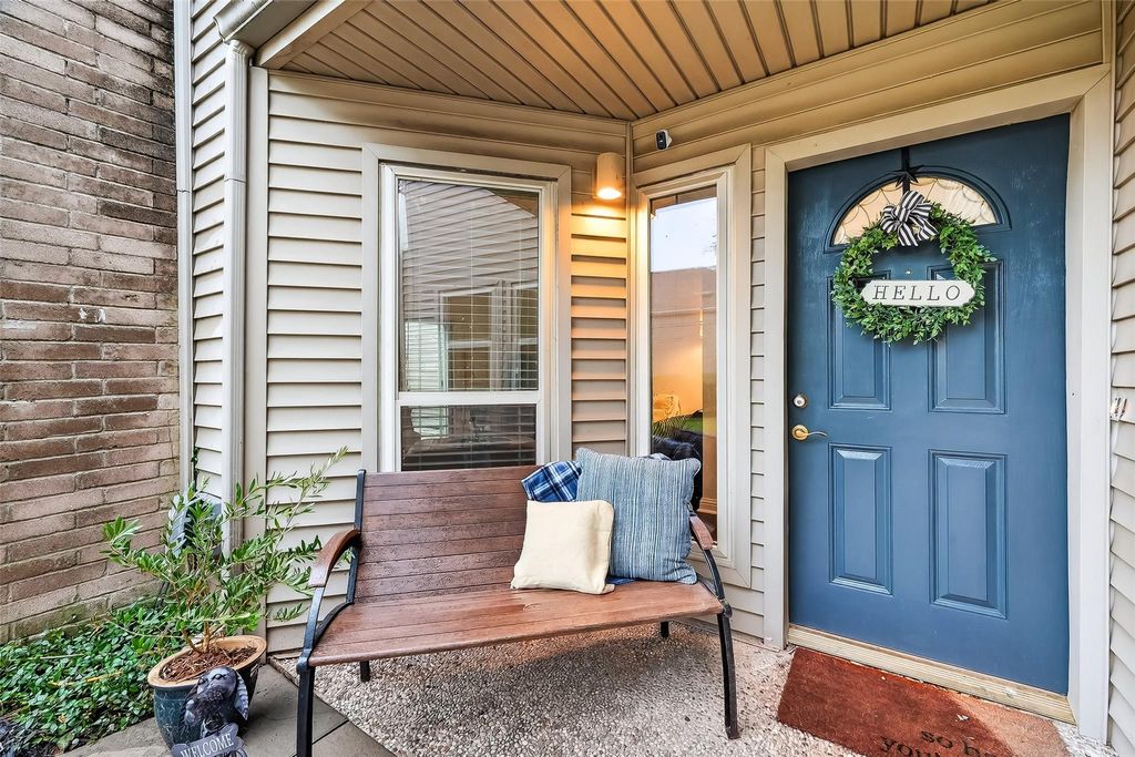 1353 Chardonnay Drive, Houston, TX 77077