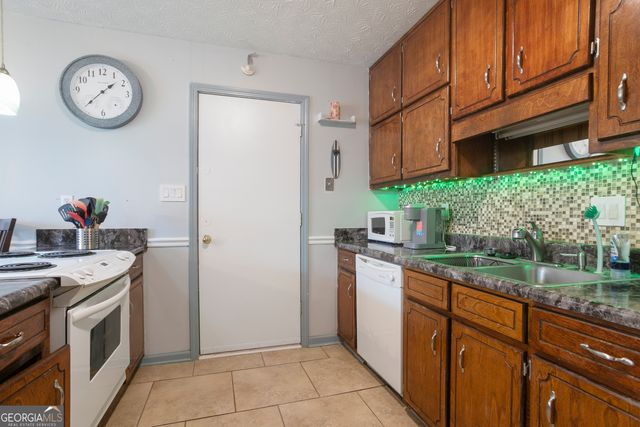 435 Rosehill Drive, Mcdonough, GA 30253