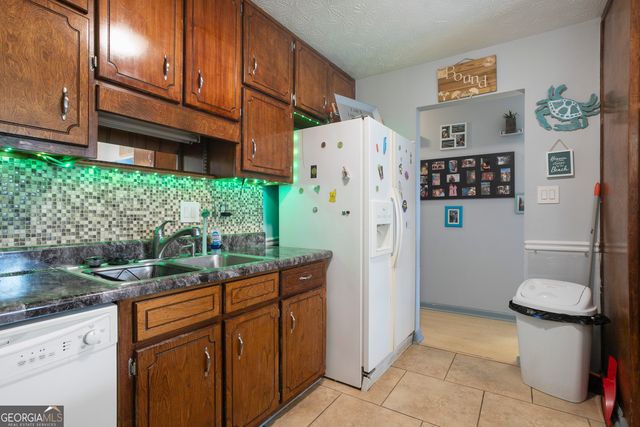 435 Rosehill Drive, Mcdonough, GA 30253