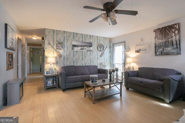 435 Rosehill Drive, Mcdonough, GA 30253