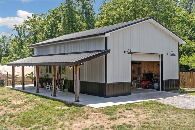 323 Ridge Drive, Lexington, NC 27295
