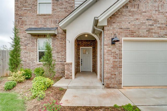 1364 Pineridge Circle, Piedmont, OK 73078