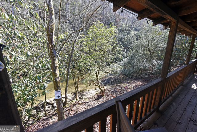 150 Donna Lee Lane, Mineral Bluff, GA 30559