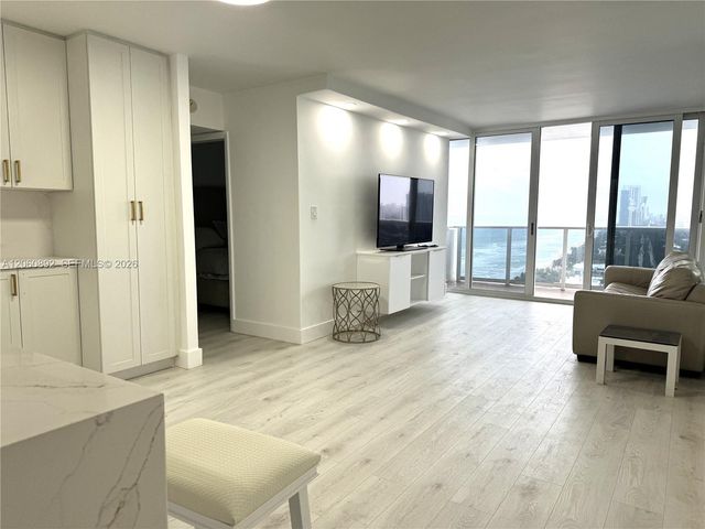 3140 S Ocean Drive 2403, Hallandale Beach, FL 33009