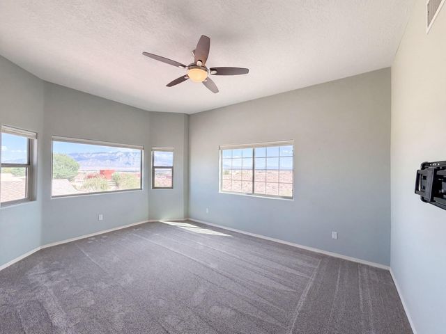 4701 26th Avenue NE, Rio Rancho, NM 87144