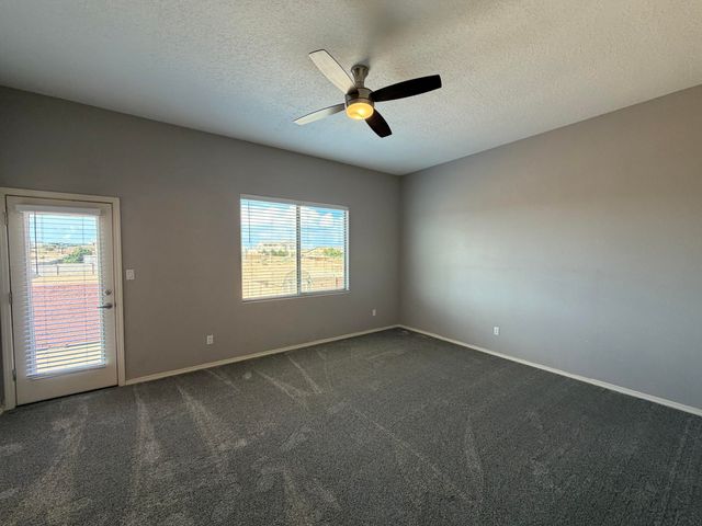 4701 26th Avenue NE, Rio Rancho, NM 87144
