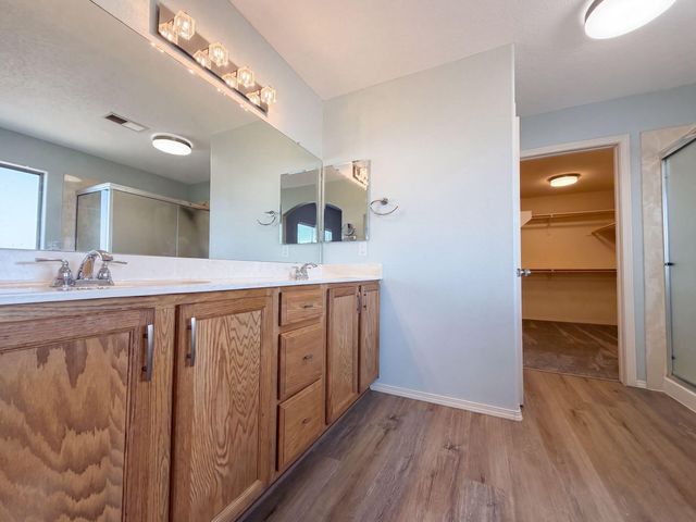 4701 26th Avenue NE, Rio Rancho, NM 87144