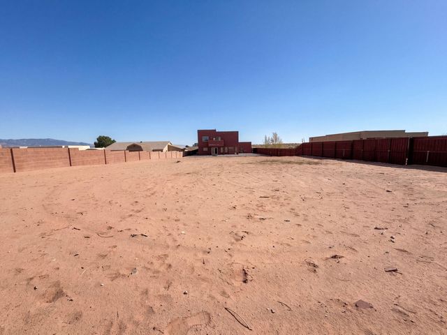 4701 26th Avenue NE, Rio Rancho, NM 87144