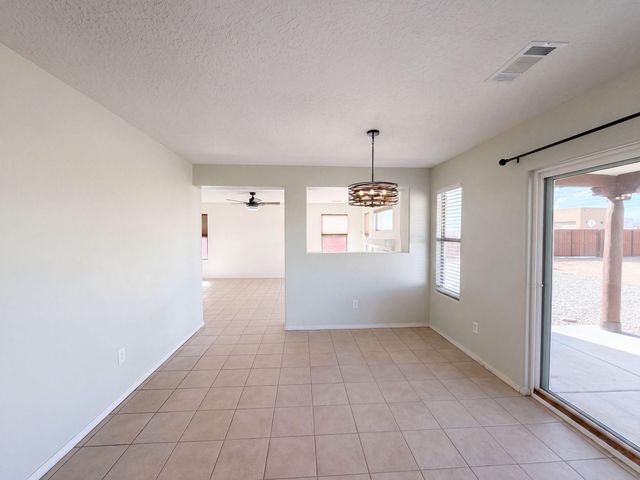 4701 26th Avenue NE, Rio Rancho, NM 87144