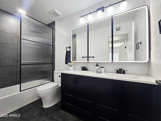 5040 N 69TH Drive, Glendale, AZ 85303