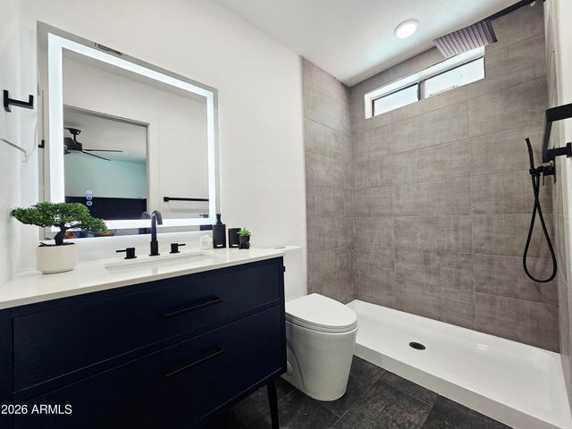 5040 N 69TH Drive, Glendale, AZ 85303