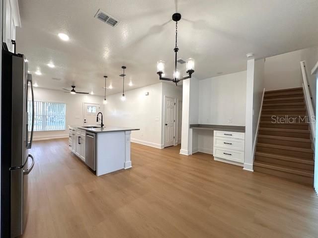 250 E COLLINS STREET, Umatilla, FL 32784