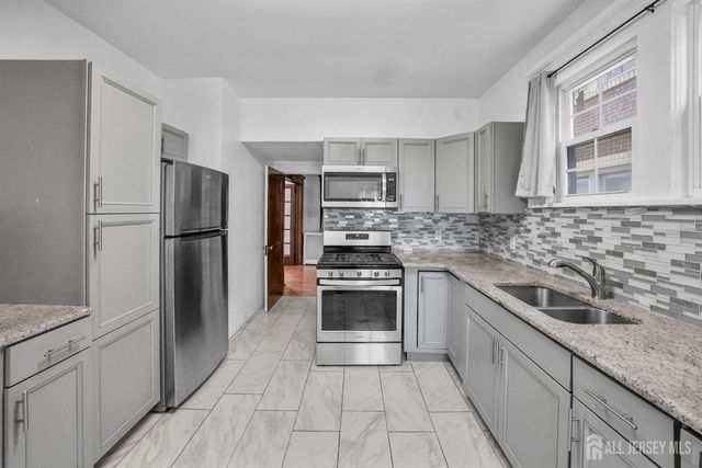 514 Rahway Avenue, Woodbridge Proper, NJ 07095