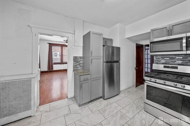 514 Rahway Avenue, Woodbridge Proper, NJ 07095