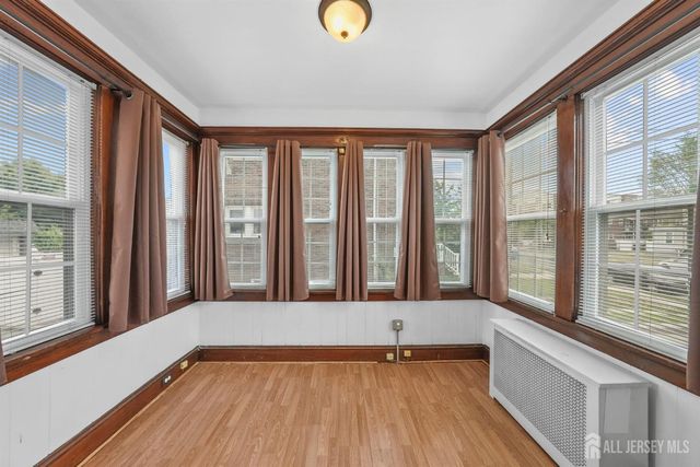 514 Rahway Avenue, Woodbridge Proper, NJ 07095