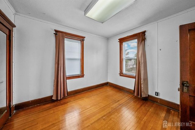 514 Rahway Avenue, Woodbridge Proper, NJ 07095