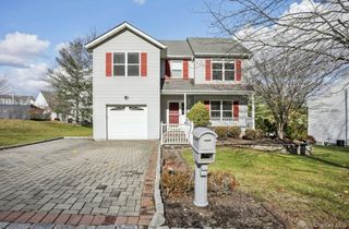 53 Larkin, Garnerville, NY 10980