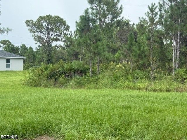 2906 37th ST W, Lehigh Acres, FL 33971