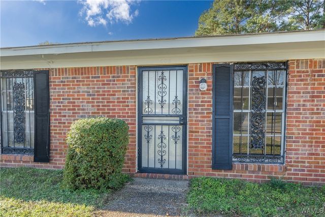 409 Roebuck, Eutaw, AL 35462