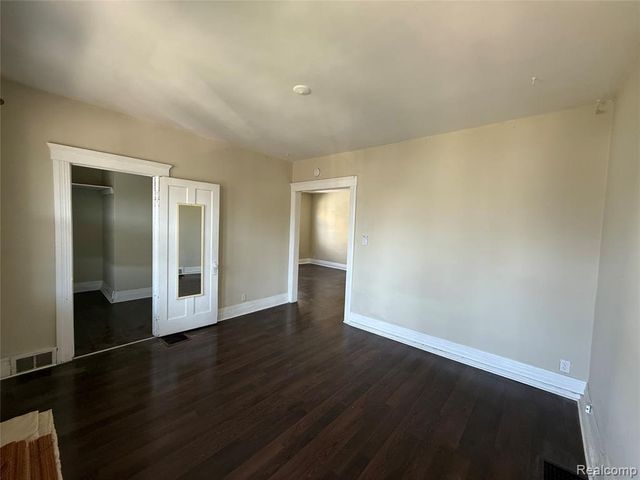 3162 Trowbridge Street, Hamtramck, MI 48212