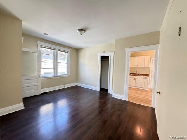 3162 Trowbridge Street, Hamtramck, MI 48212