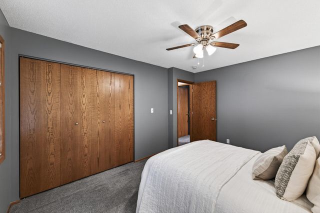 10541 Unity Street NW, Coon Rapids, MN 55433