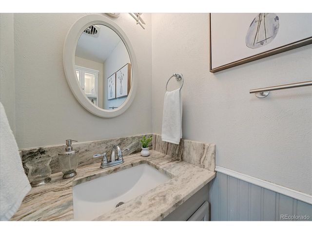 8520 W 59th Ave, Arvada, CO 80004